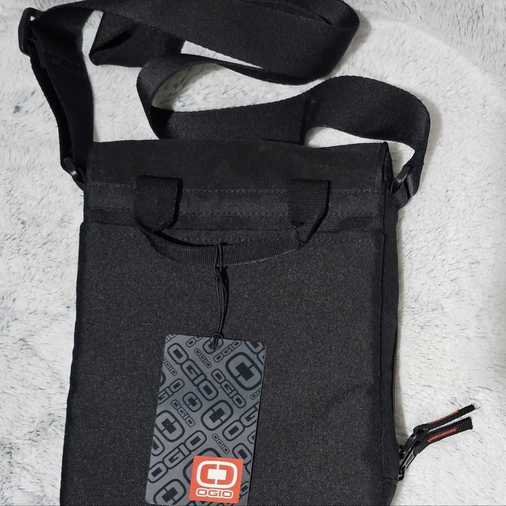 OGIO Module Sleeve Shoulder Bag - Picture 3 of 3